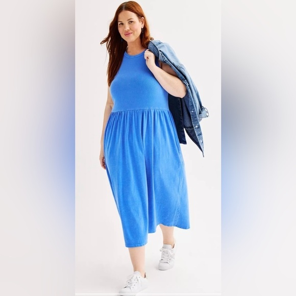 Sonoma Mixed Media Knit Dress Plus in the Dela Bay color - Picture 4 of 9